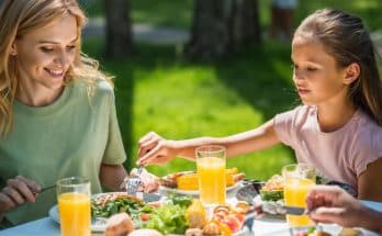 Hogyan ünnepeljük meg az anyák napját a családban? Tippek és ötletek